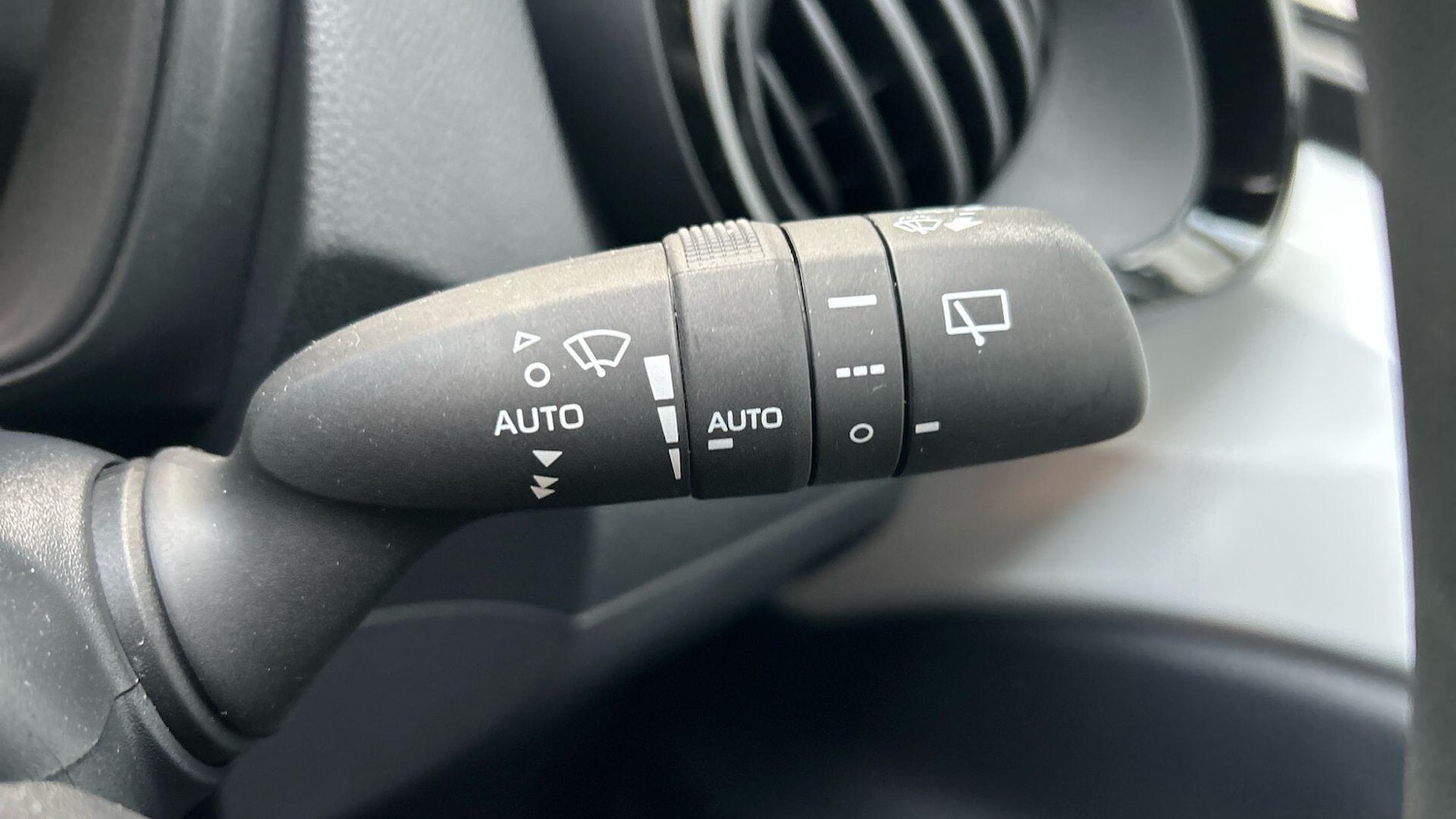 Used Toyota Aygo X 2025 for sale - 77279901: Photo 31