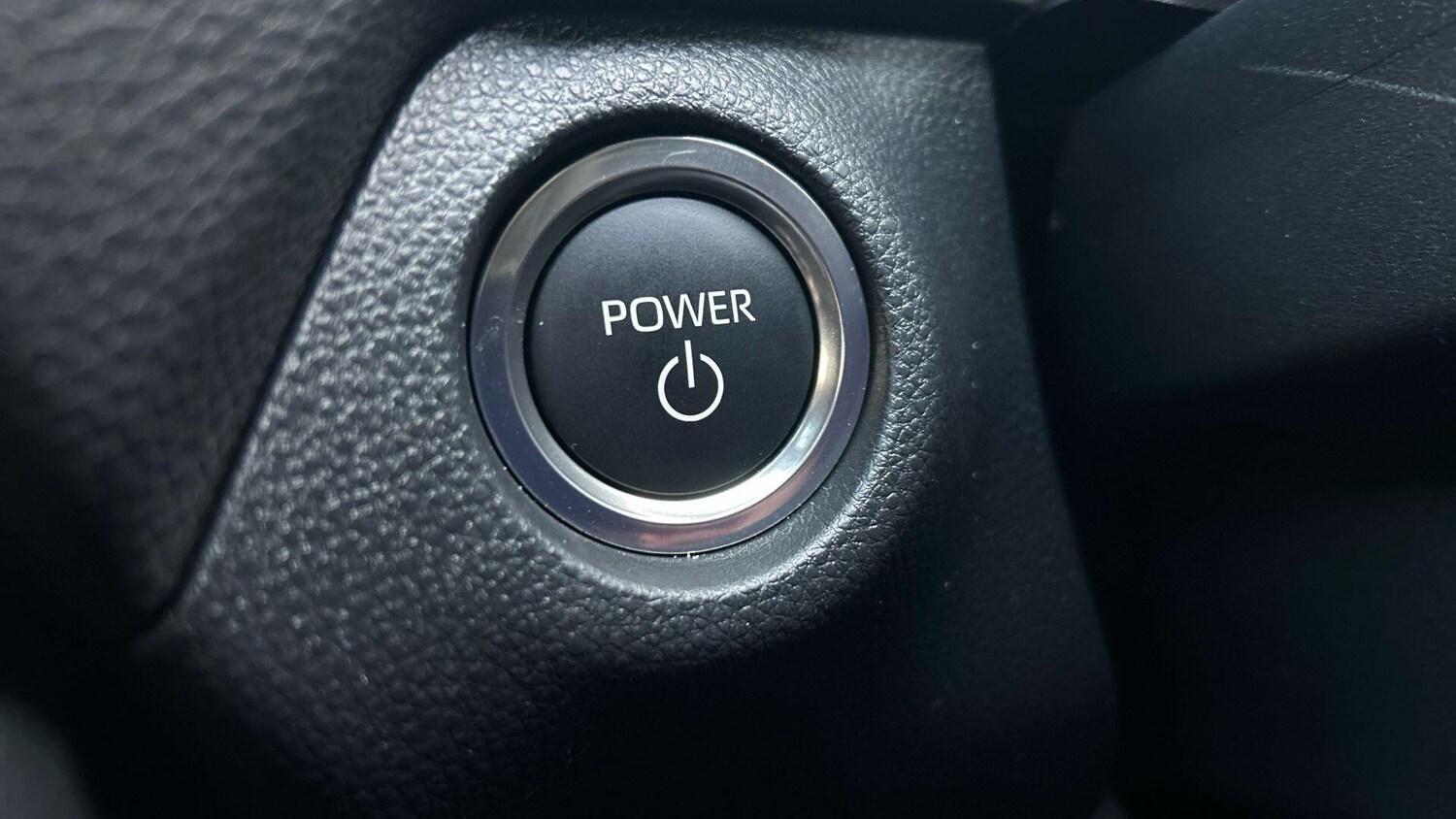 Used Toyota RAV4 2025 for sale - 76606866: Photo 30