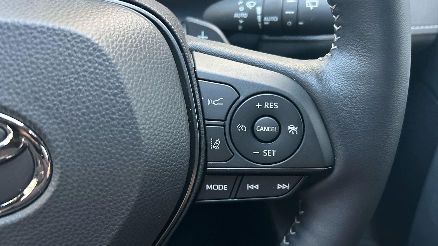 Used Toyota RAV4 2025 for sale - 76606866: Photo 32