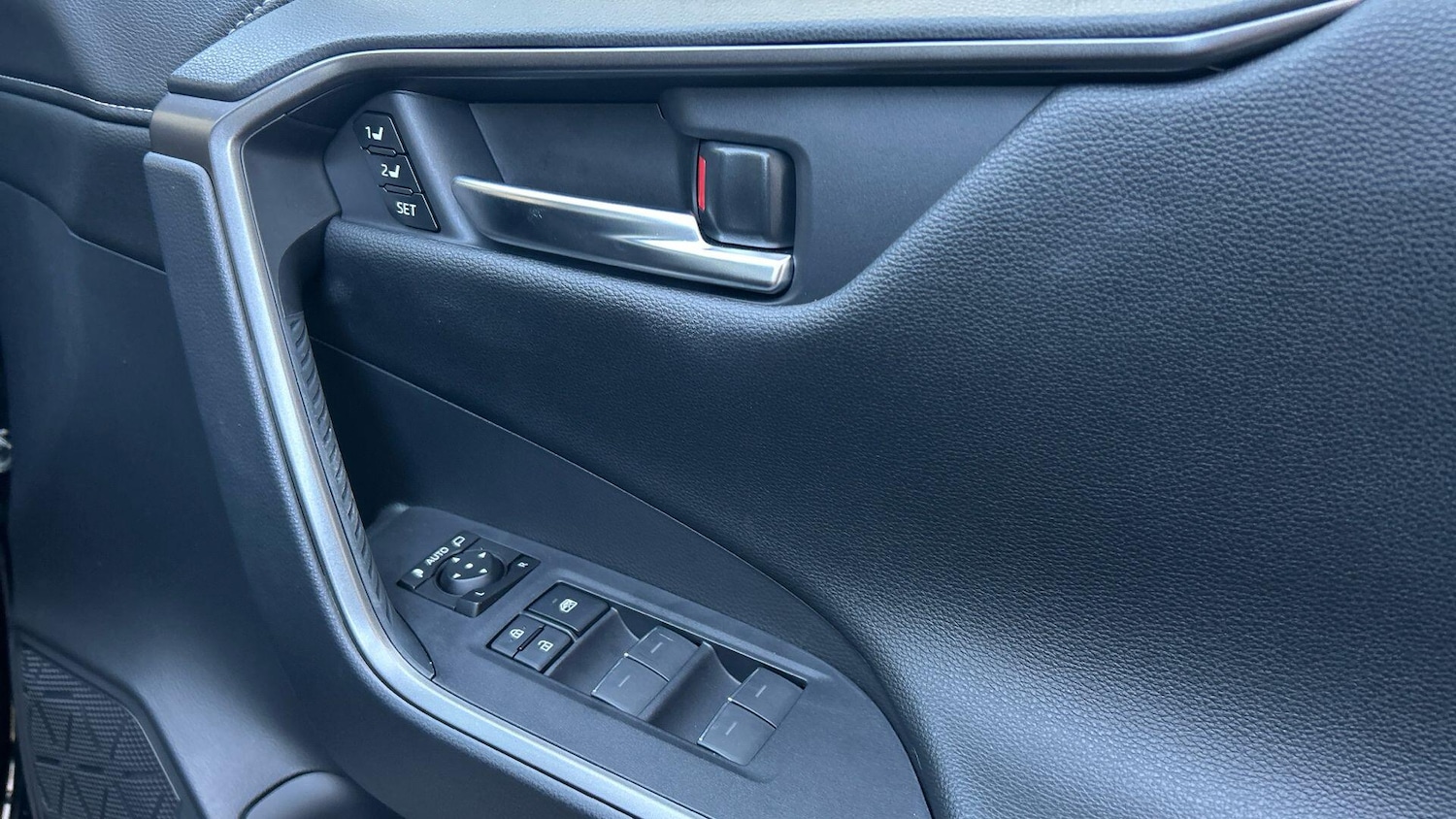 Used Toyota RAV4 2025 for sale - 76606866: Photo 37