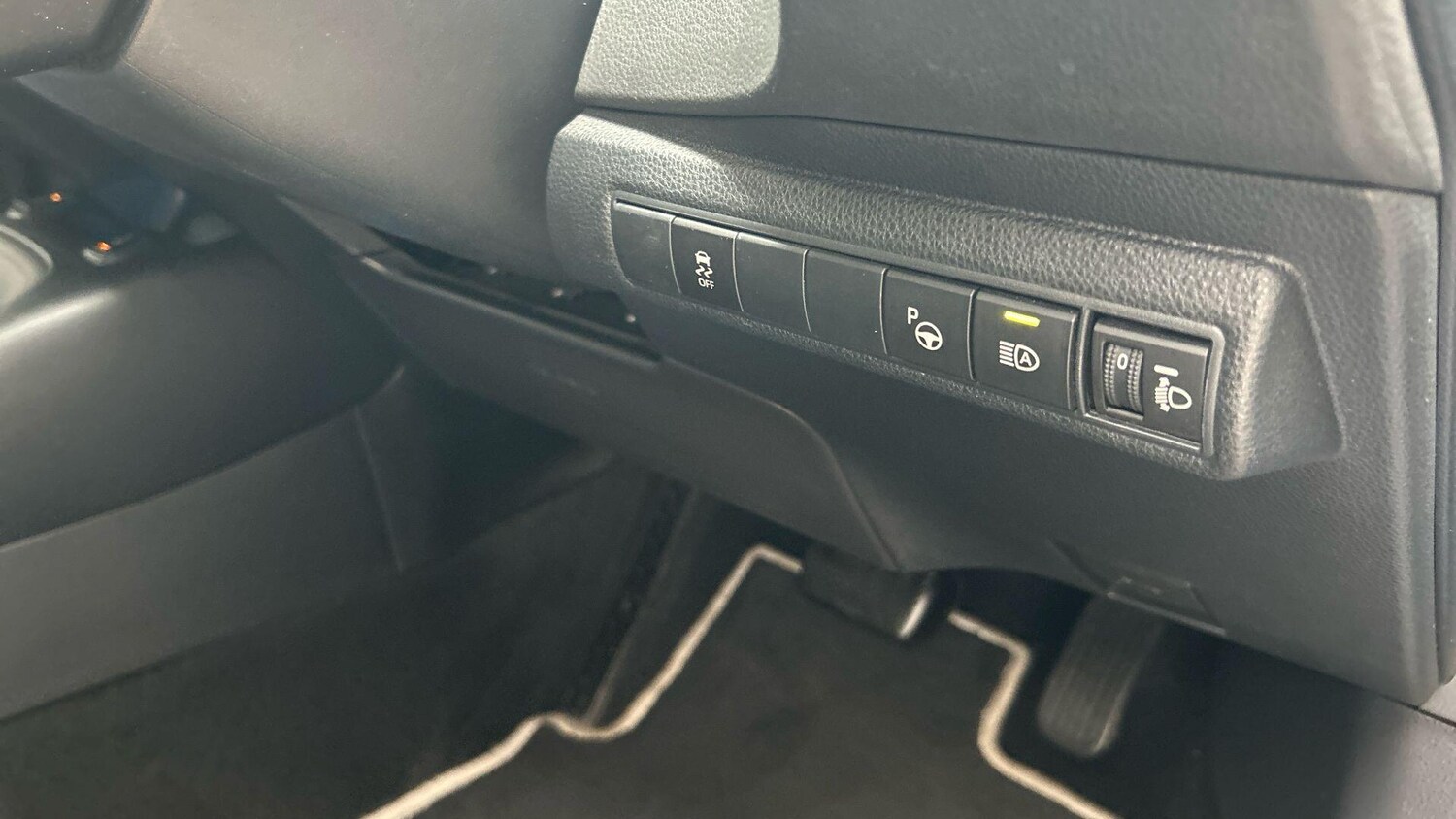 Used Toyota Corolla 2020 for sale - 76307147: Photo 46