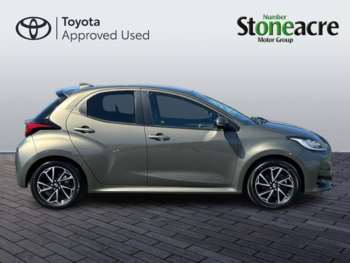 Used Toyota Yaris 2023 for sale - 74875716: Photo
