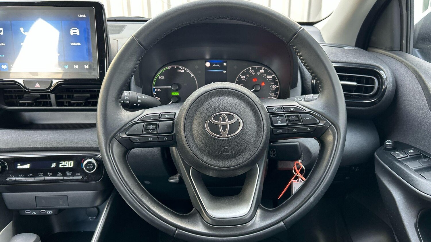 Used Toyota Yaris 2024 for sale - 77574555: Photo 12