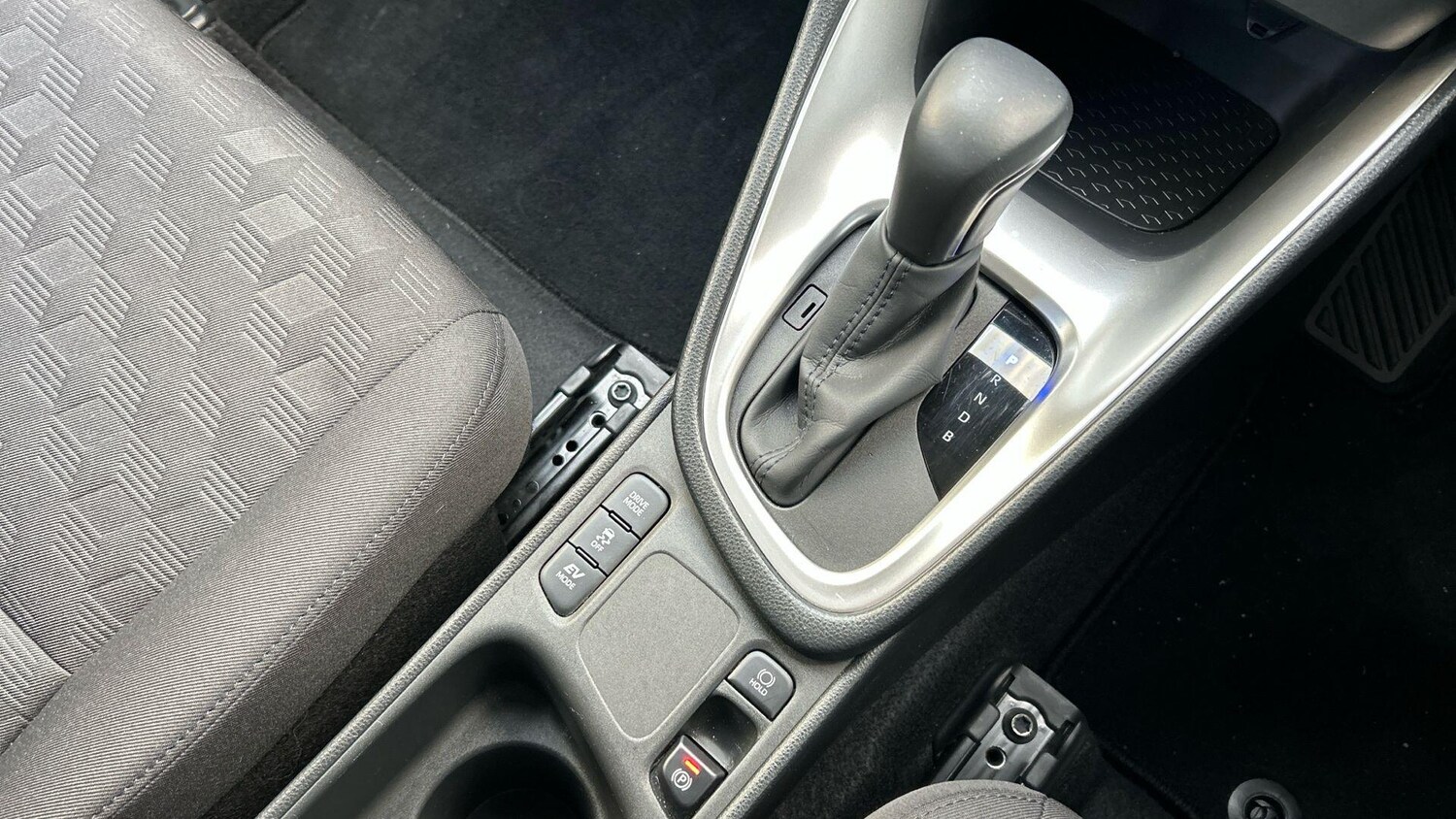 Used Toyota Yaris 2024 for sale - 77574555: Photo 27