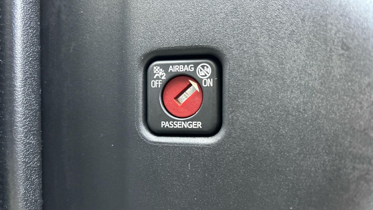 Used Toyota Yaris 2024 for sale - 77574555: Photo 36