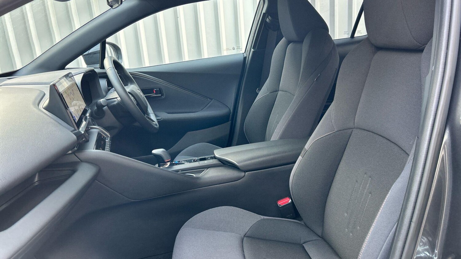 Used Toyota C-HR 2025 for sale - 77839733: Photo 14