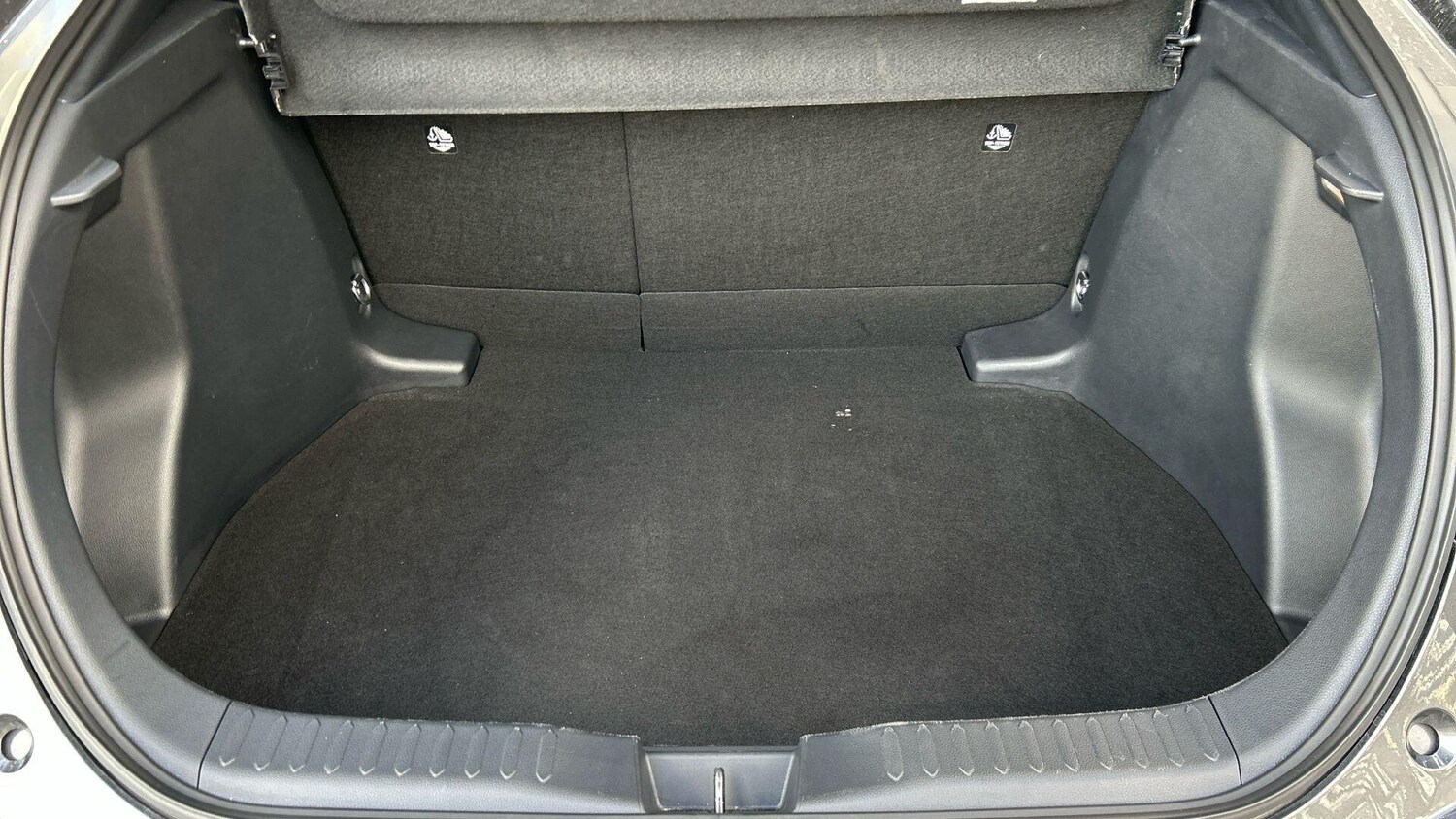 Used Toyota C-HR 2025 for sale - 77839733: Photo 18