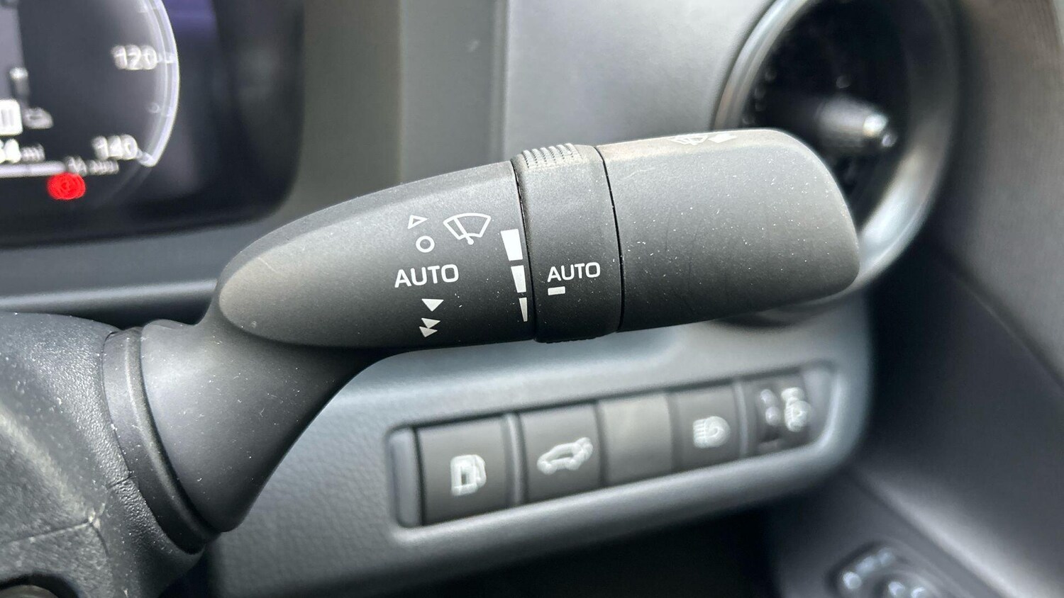 Used Toyota C-HR 2025 for sale - 77839733: Photo 38