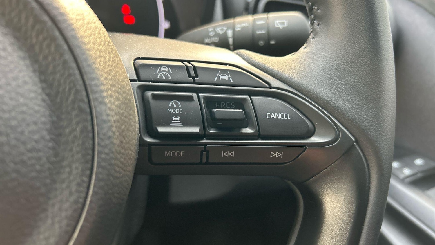 Used Toyota Yaris Cross 2025 for sale - 77722547: Photo 35