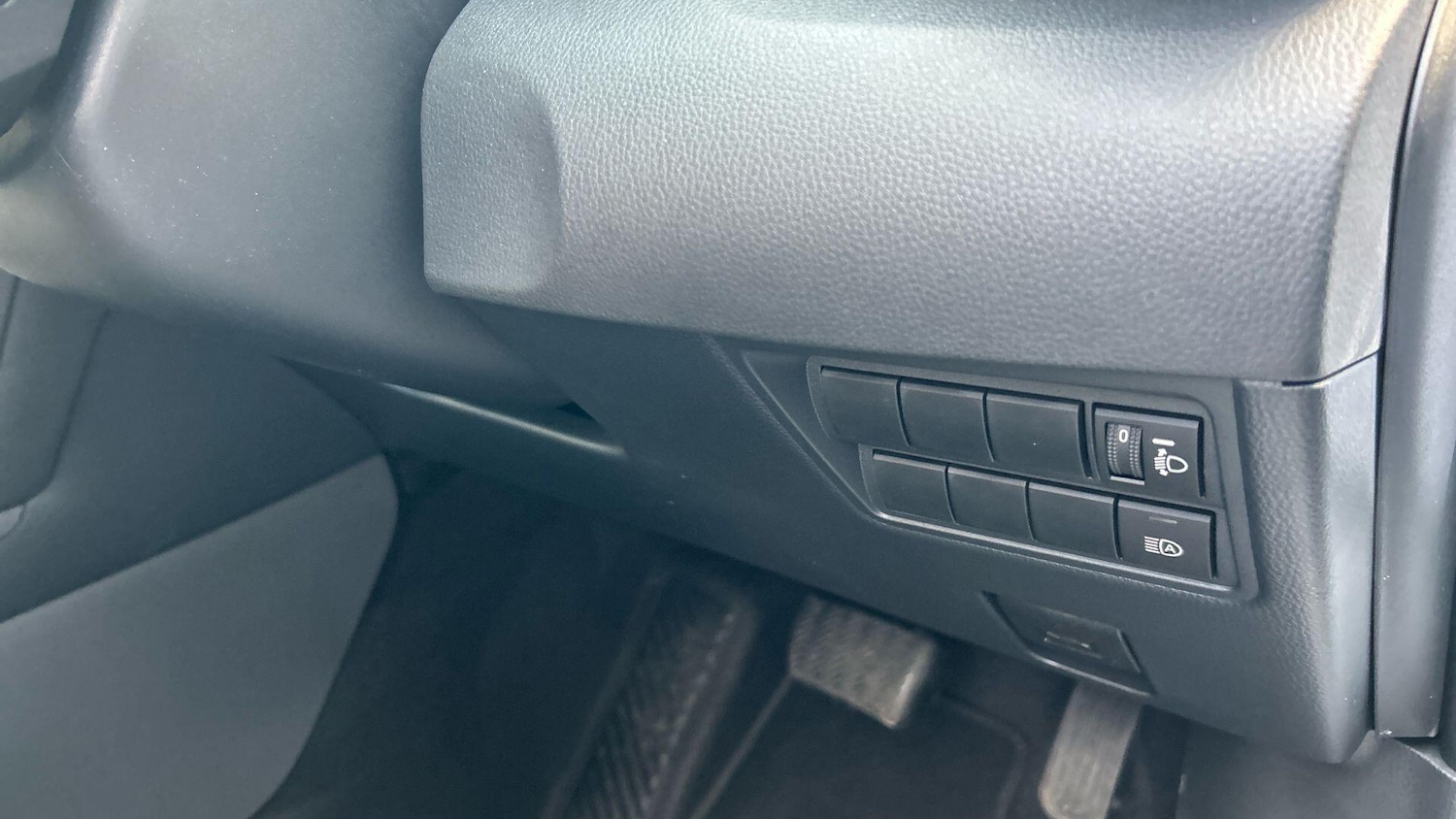 Used Toyota Yaris Cross 2025 for sale - 77722547: Photo 38