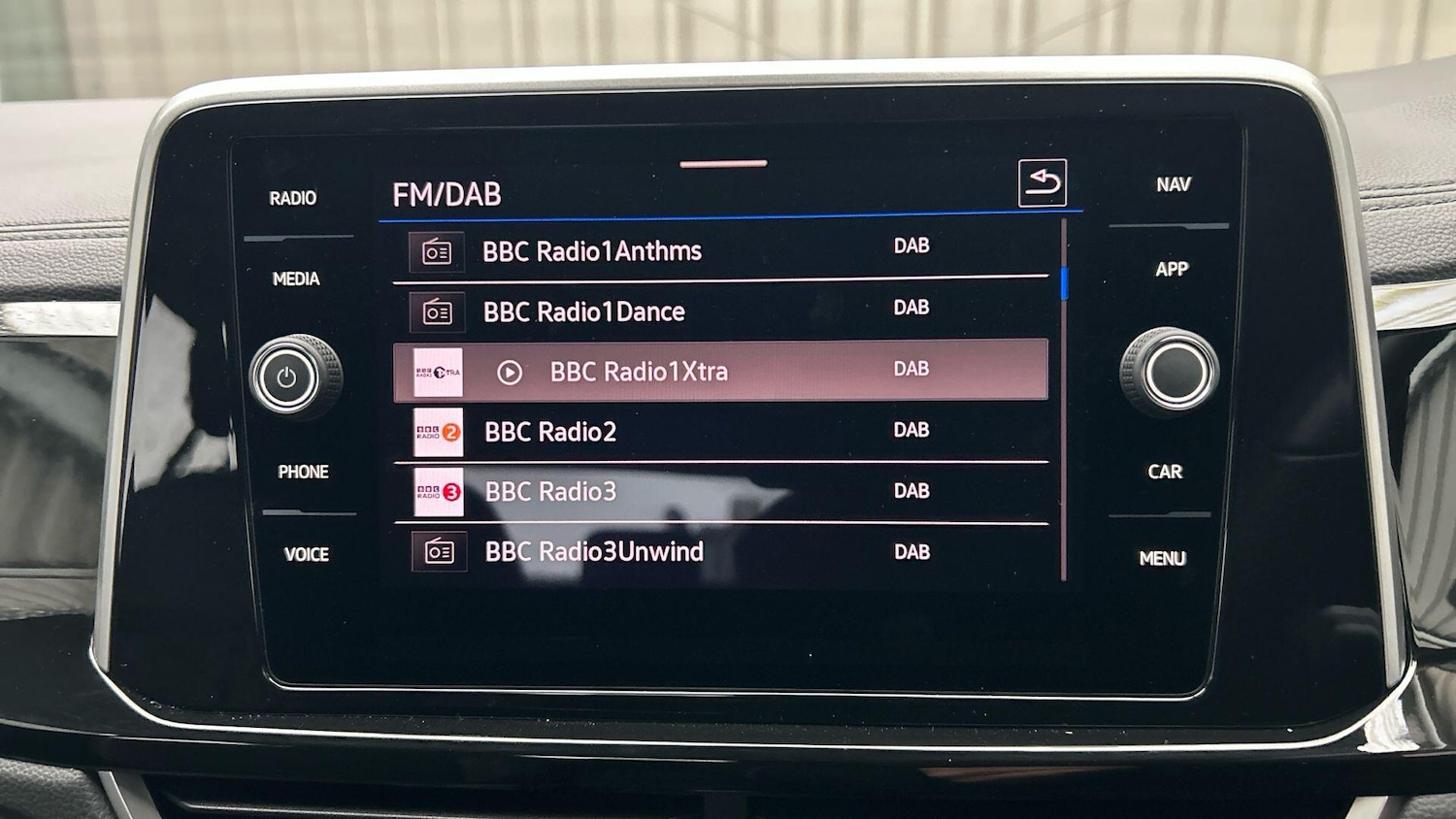 Used Volkswagen T-Roc 2023 for sale - 77376116: Photo 25