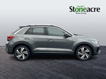 Used Volkswagen T-Roc 2023 for sale - 77376116: Photo