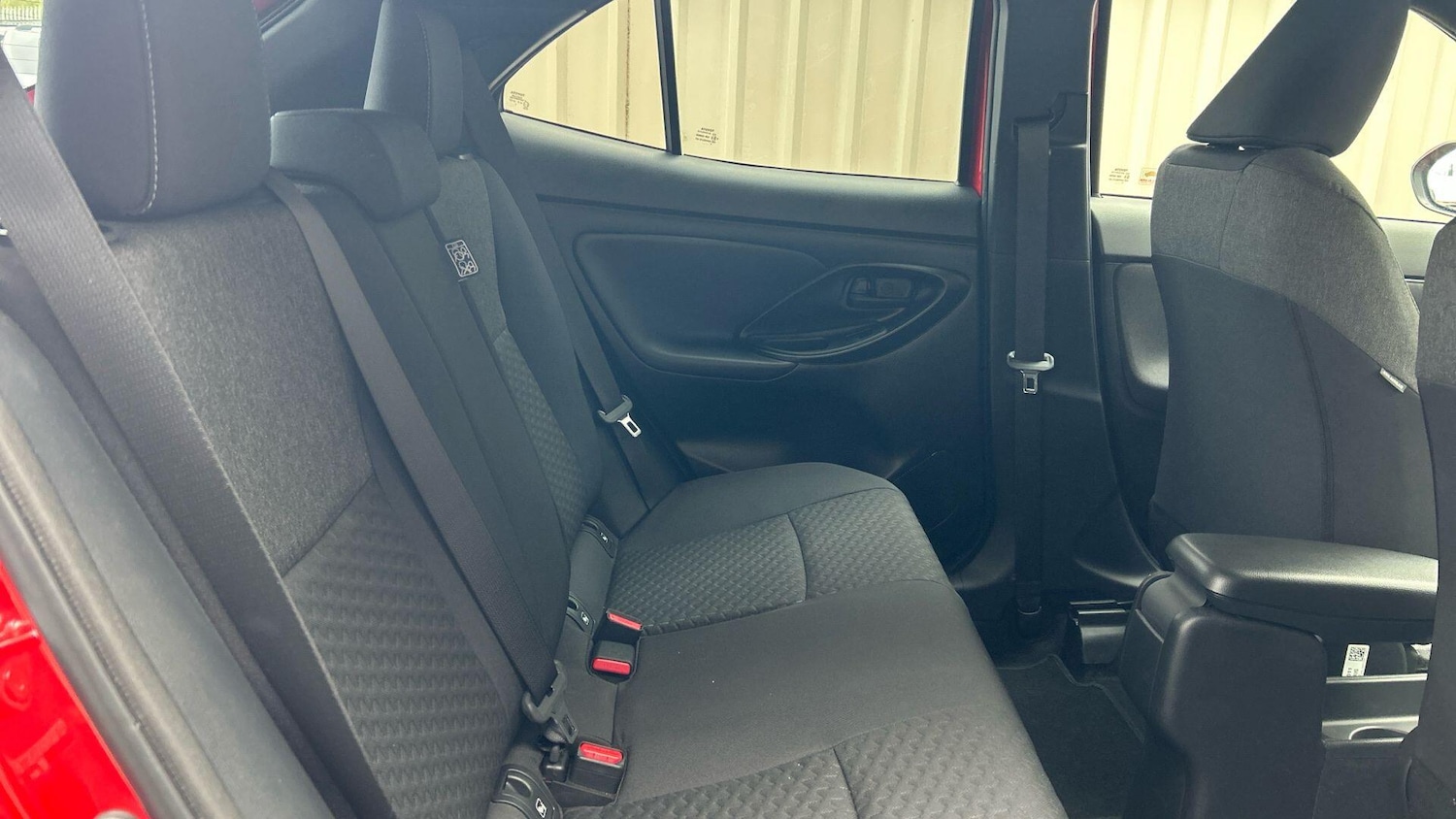 Used Toyota Yaris Cross 2025 for sale - 78101067: Photo 18