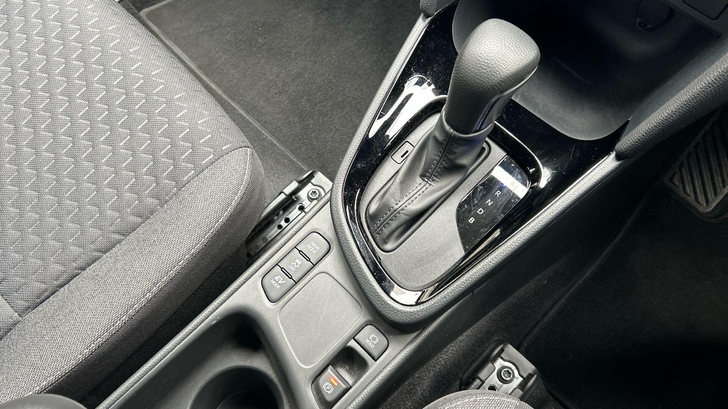 Used Toyota Yaris Cross 2025 for sale - 78101067: Photo 28