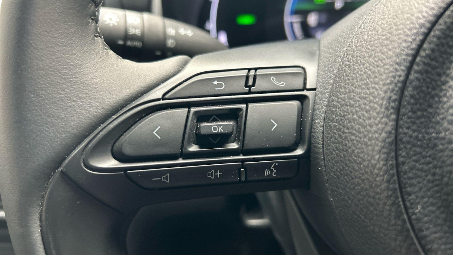 Used Toyota Yaris Cross 2025 for sale - 78101067: Photo 35