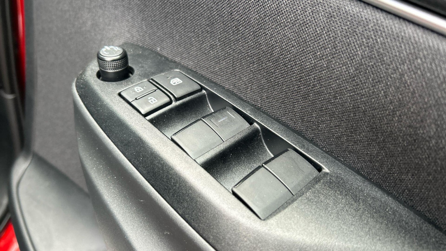 Used Toyota Yaris Cross 2025 for sale - 78101067: Photo 38