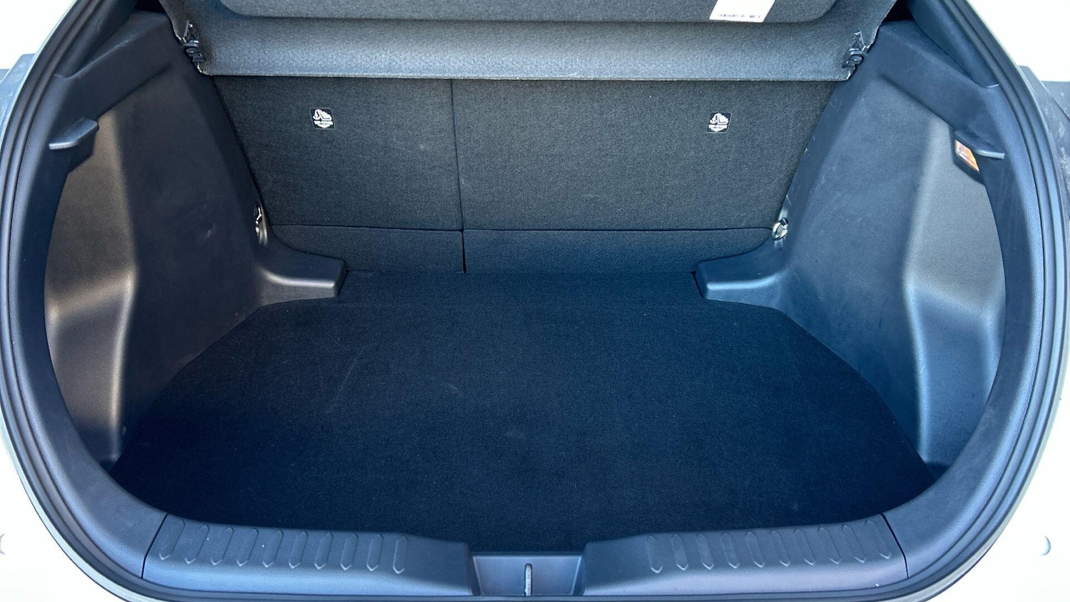 Used Toyota C-HR 2024 for sale - 77131890: Photo 18