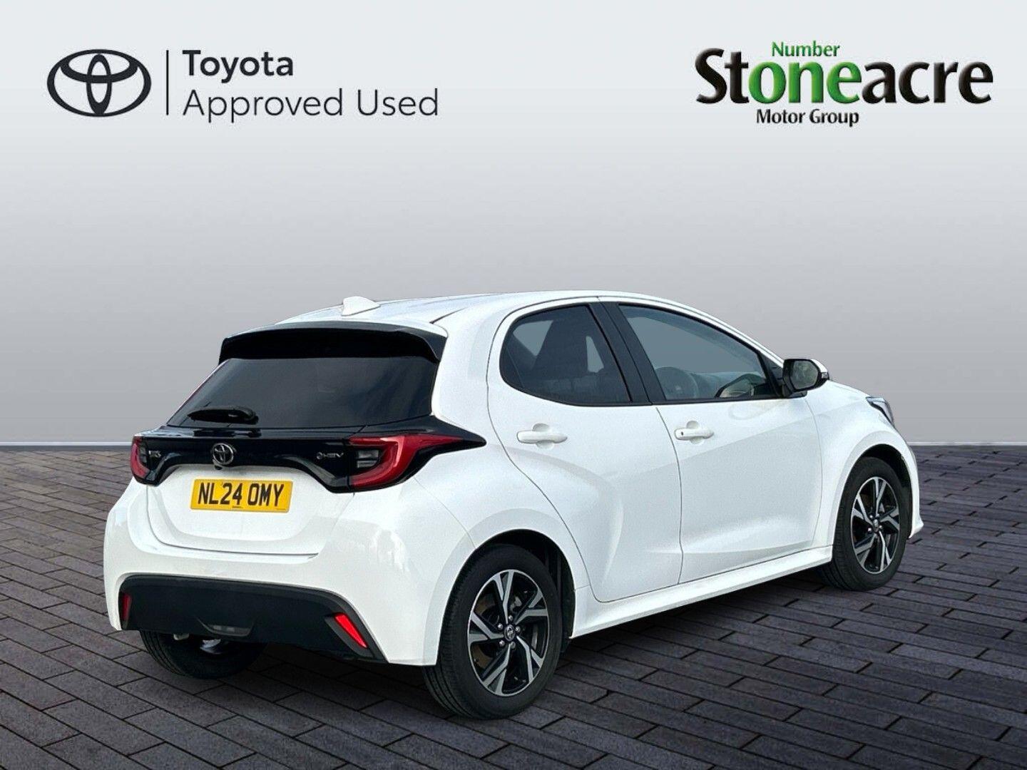 Used Toyota Yaris 2024 for sale - 77625733: Photo 3