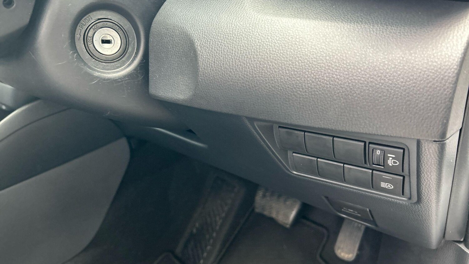 Used Toyota Yaris 2024 for sale - 77625733: Photo 34