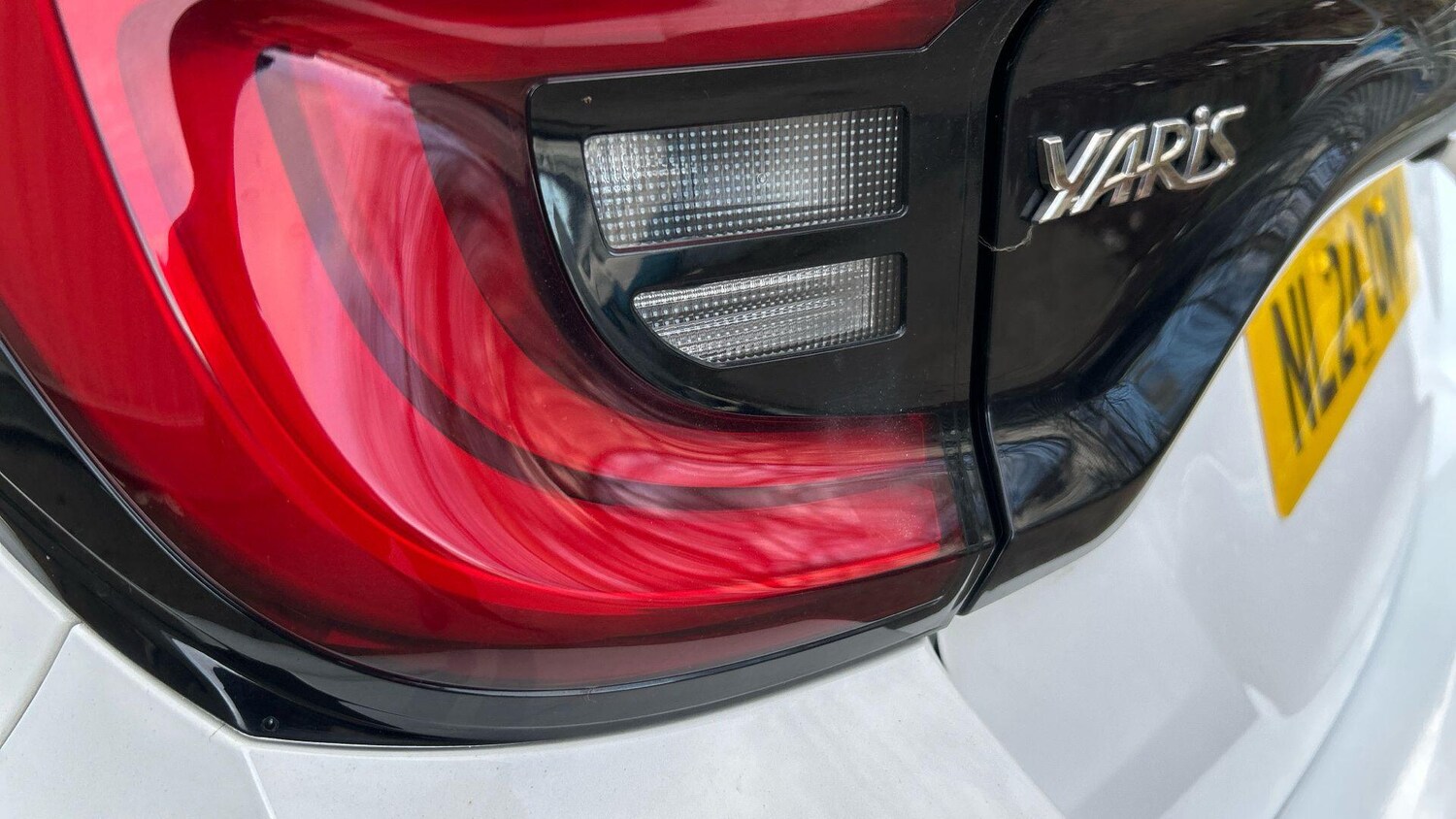 Used Toyota Yaris 2024 for sale - 77625733: Photo 43