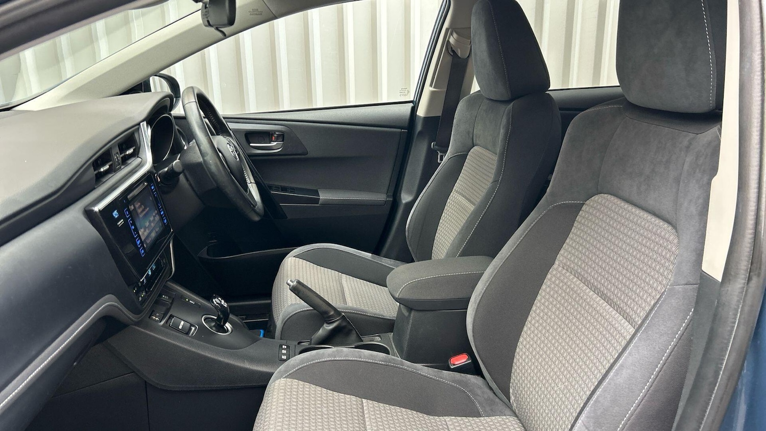 Used Toyota Auris 2017 for sale - 76472221: Photo 16