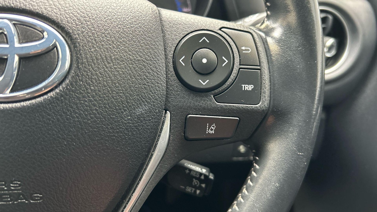 Used Toyota Auris 2017 for sale - 76472221: Photo 37