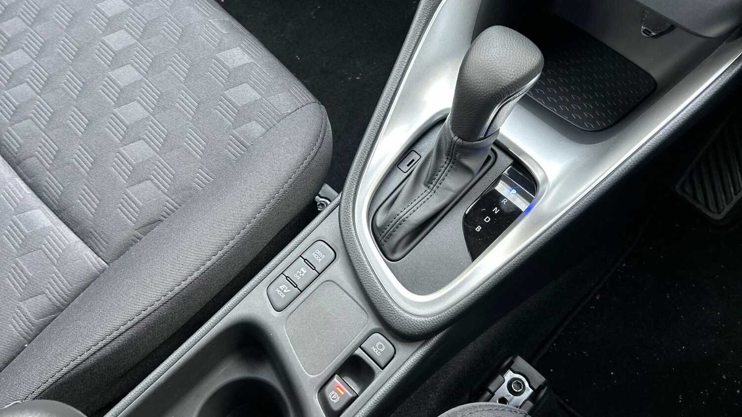 Used Toyota Yaris 2025 for sale - 77598560: Photo 30