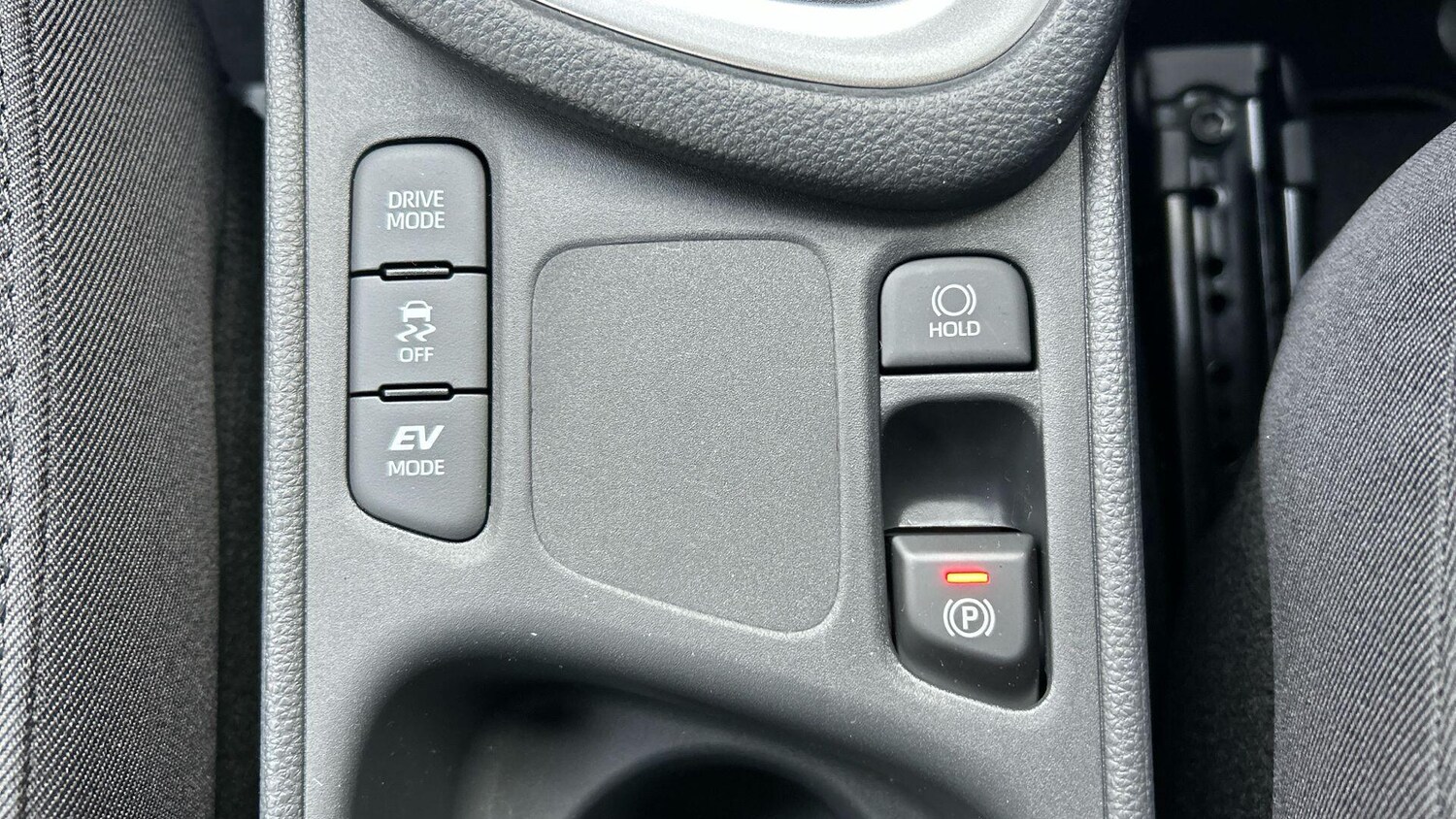 Used Toyota Yaris 2025 for sale - 77598560: Photo 32