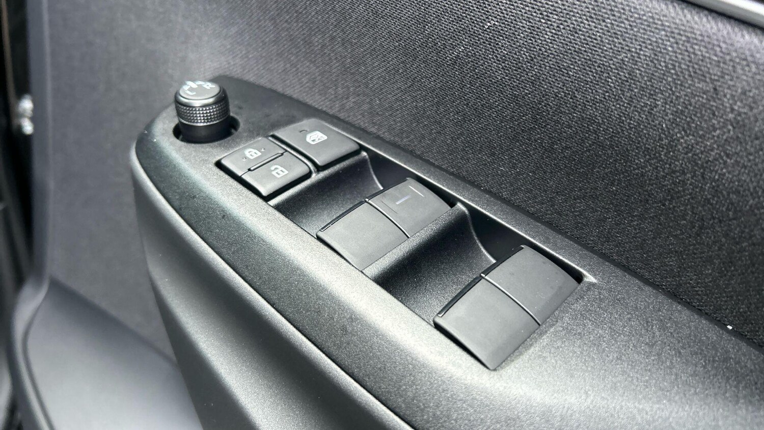 Used Toyota Yaris 2025 for sale - 77598560: Photo 36