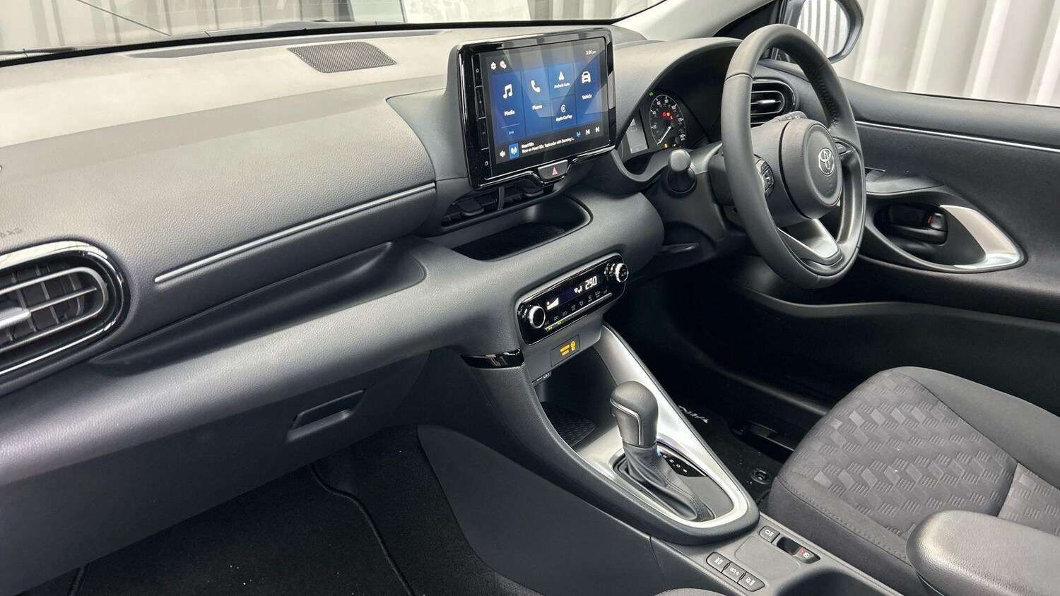 Used Toyota Yaris 2025 for sale - 77598560: Photo 39