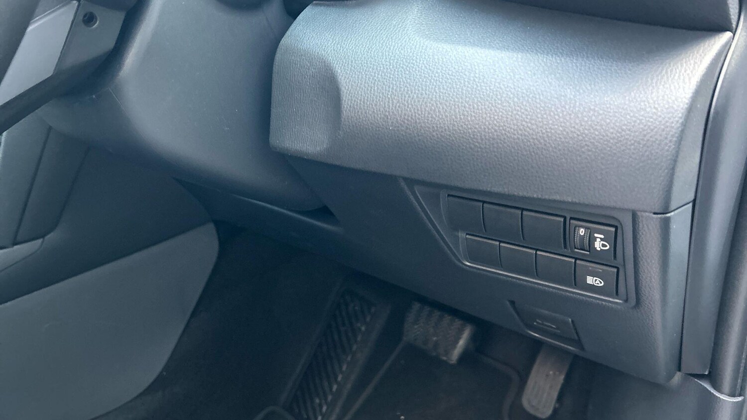 Used Toyota Yaris Cross for sale - 76802337: Photo 37