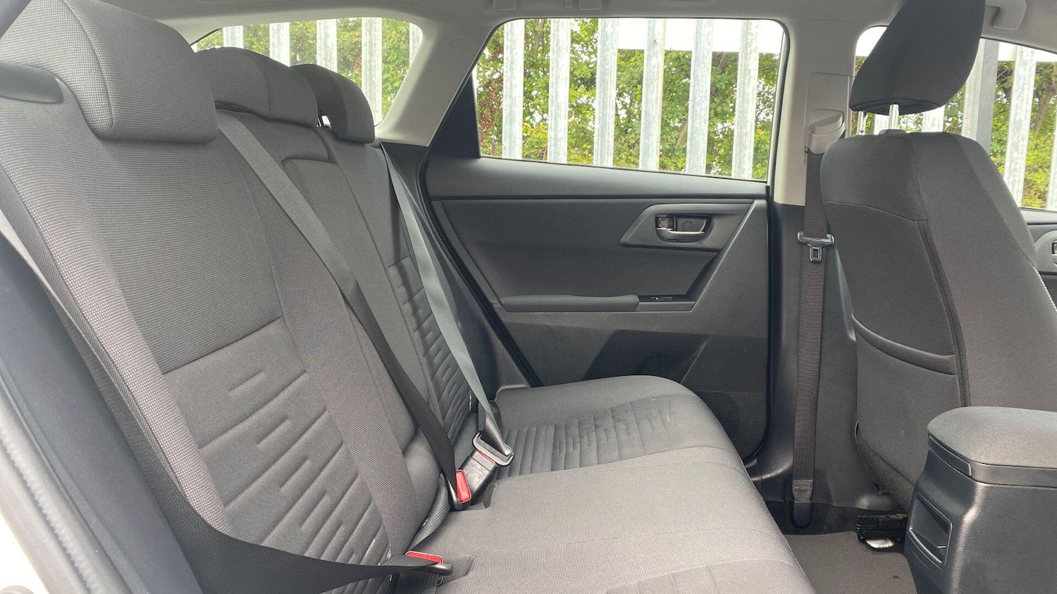 Used Toyota Auris 2017 for sale - 77091419: Photo 15