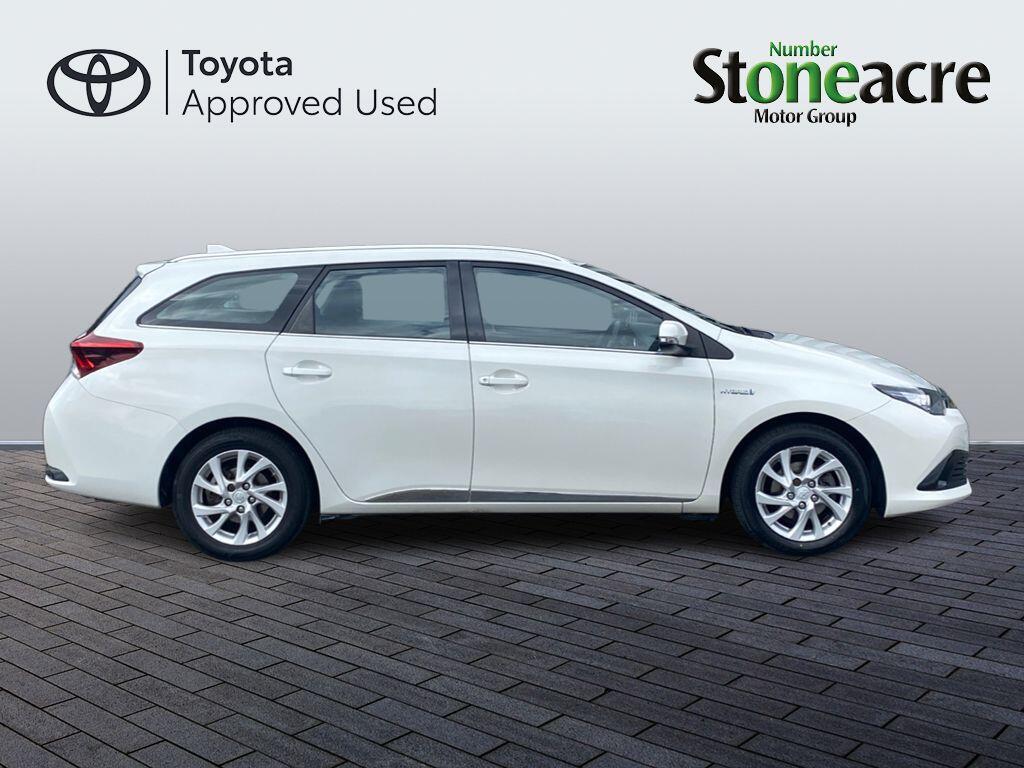 Used Toyota Auris 2017 for sale - 77091419: Photo 2