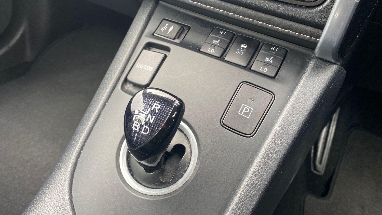 Used Toyota Auris 2017 for sale - 77091419: Photo 33