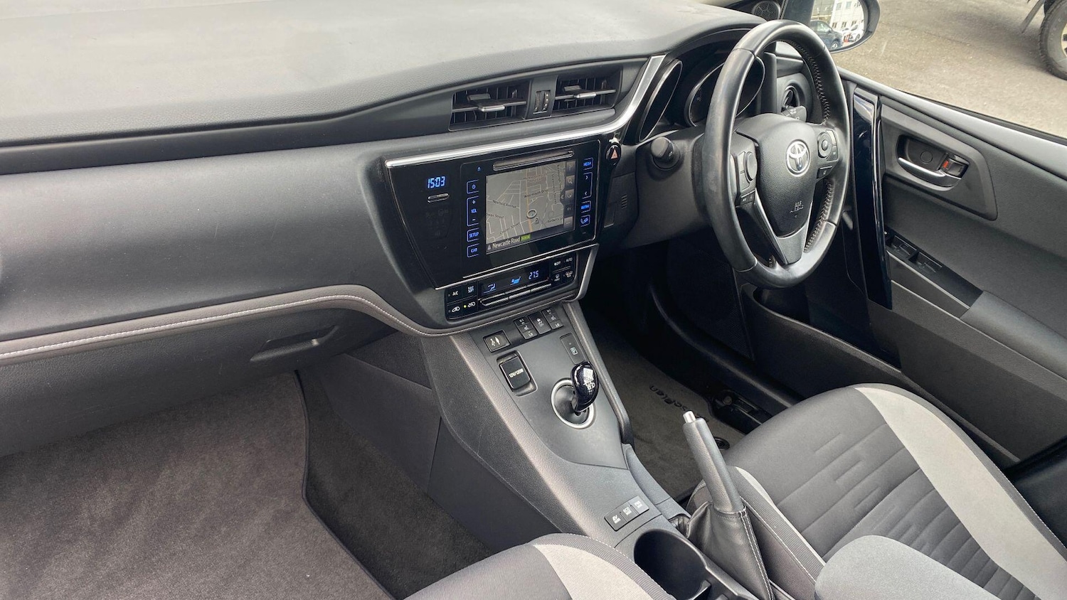 Used Toyota Auris 2017 for sale - 77091419: Photo 38