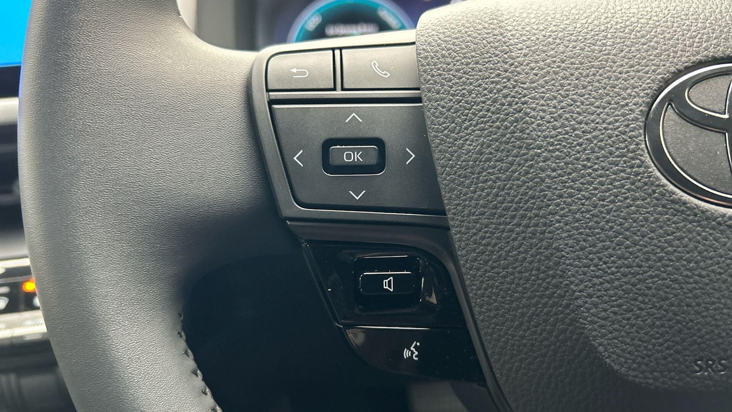 Used Toyota C-HR 2025 for sale - 78100906: Photo 36