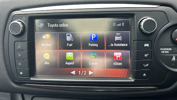 Used Toyota Yaris 2016 for sale - 76239409: Photo 30
