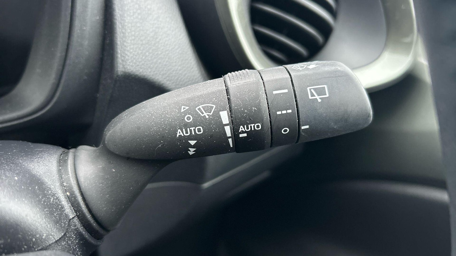 Used Toyota Aygo X 2023 for sale - 77376325: Photo 33