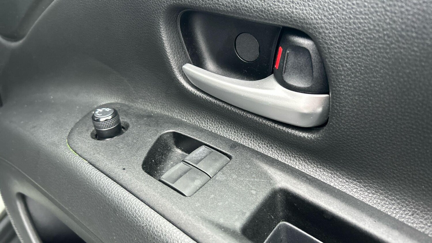 Used Toyota Aygo X 2023 for sale - 77376325: Photo 34