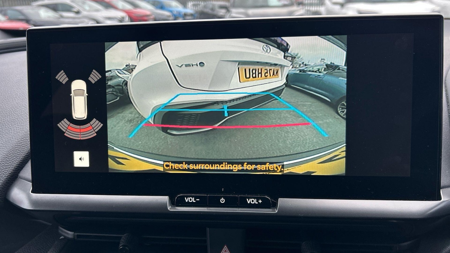 Used Toyota C-HR 2024 for sale - 76457346: Photo 24