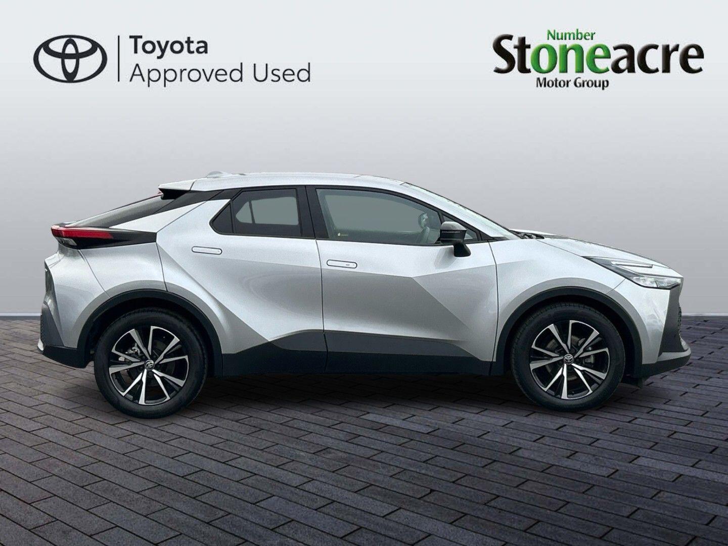 Used Toyota C-HR 2024 for sale - 76457346: Photo 4