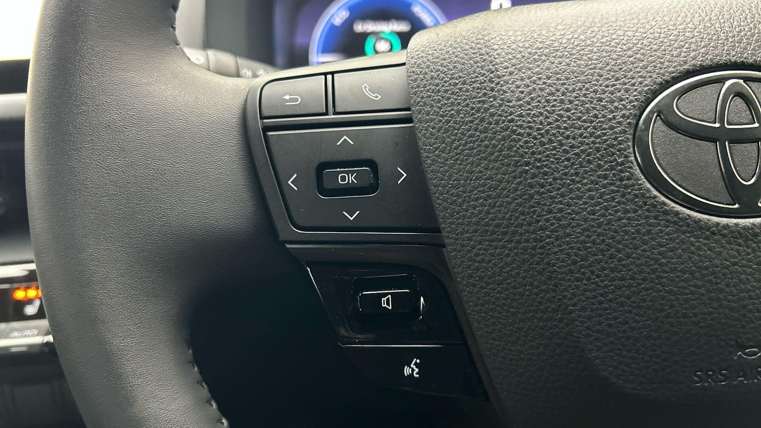 Used Toyota C-HR 2024 for sale - 76457346: Photo 40