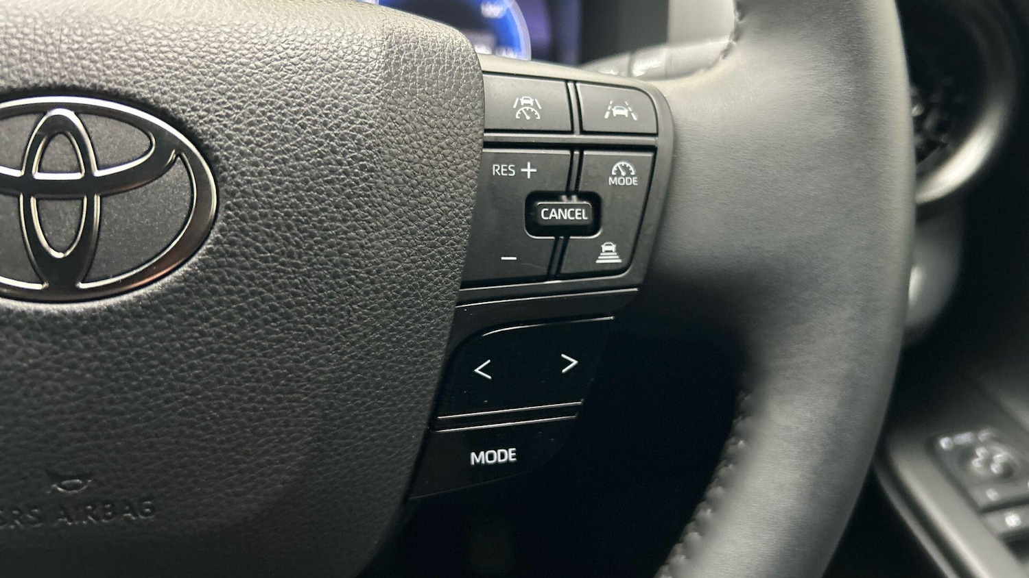 Used Toyota C-HR 2024 for sale - 76457346: Photo 41