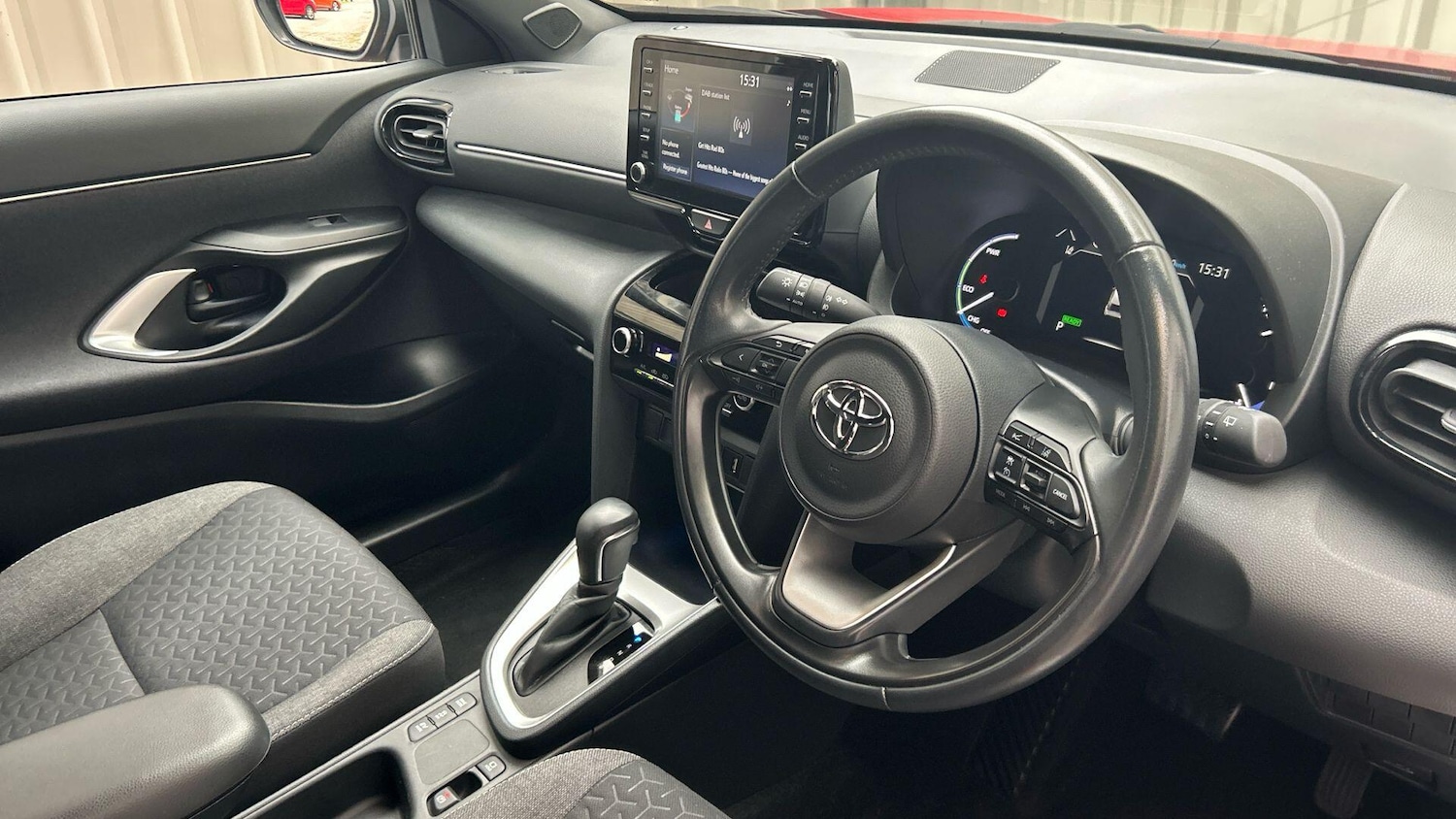 Used Toyota Yaris Cross 2024 for sale - 76109695: Photo 12