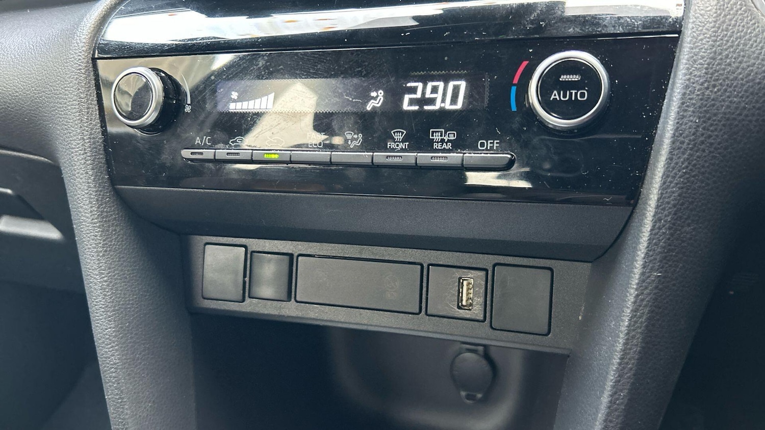 Used Toyota Yaris Cross 2022 for sale - 76550611: Photo 31