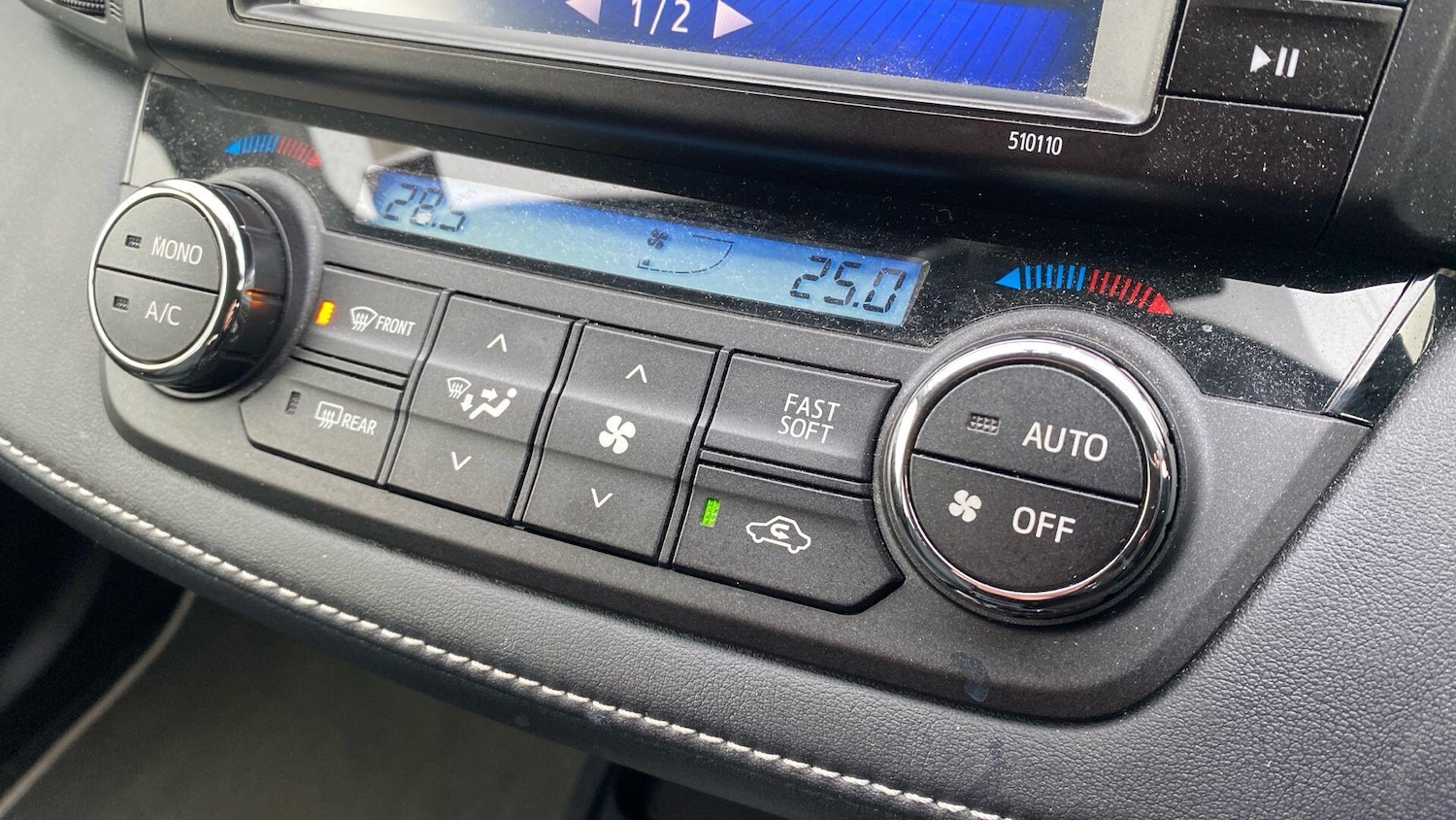 Used Toyota RAV4 2016 for sale - 77290782: Photo 31