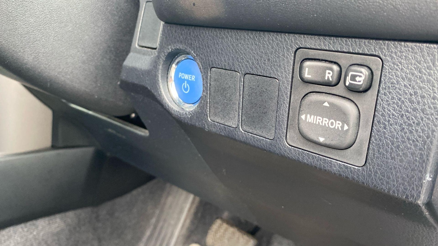 Used Toyota RAV4 2016 for sale - 77290782: Photo 39