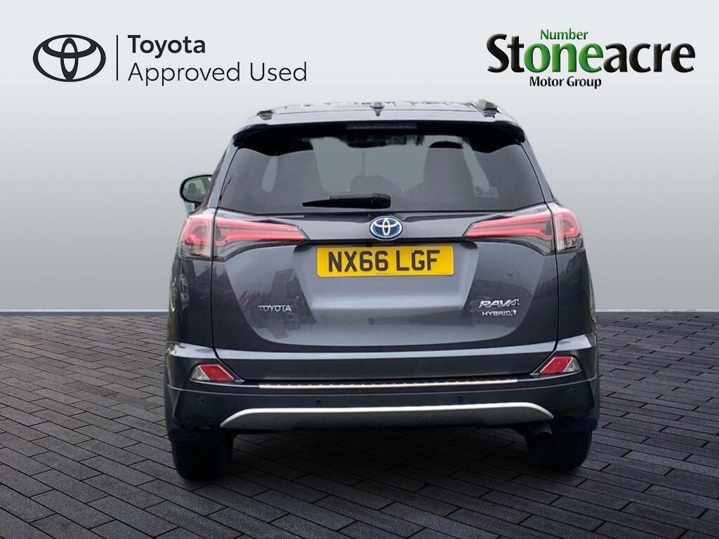 Used Toyota RAV4 2016 for sale - 77290782: Photo 4