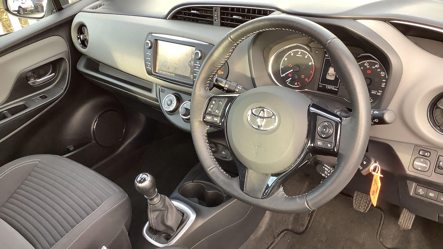 Used Toyota Yaris for sale - 77625392: Photo 10