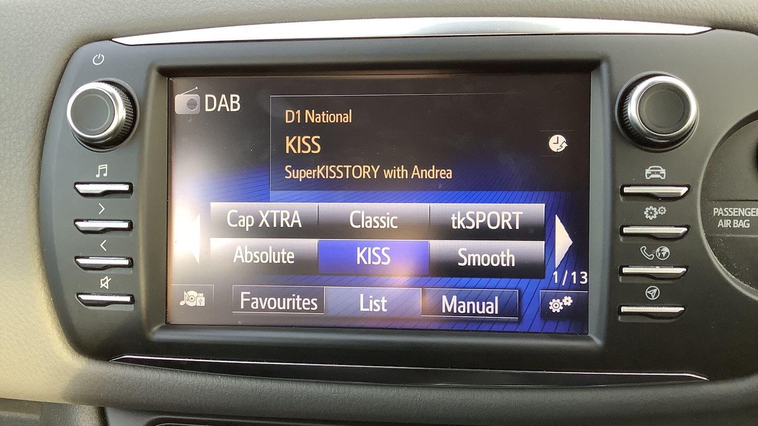 Used Toyota Yaris for sale - 77625392: Photo 21